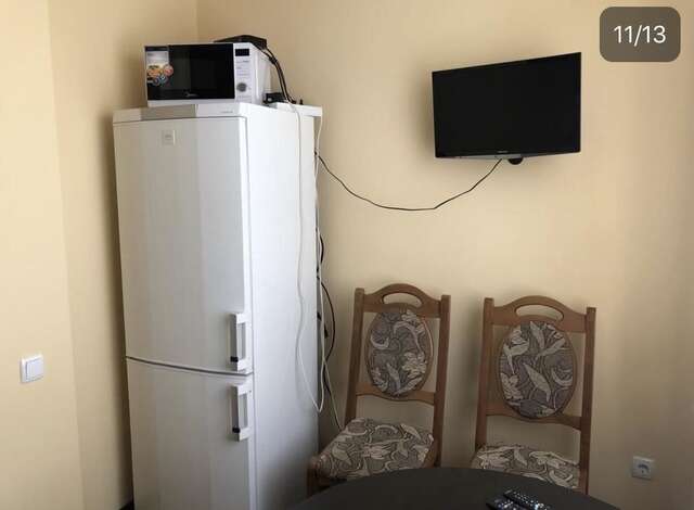 Апартаменты 100 метром до моря Сухум-12